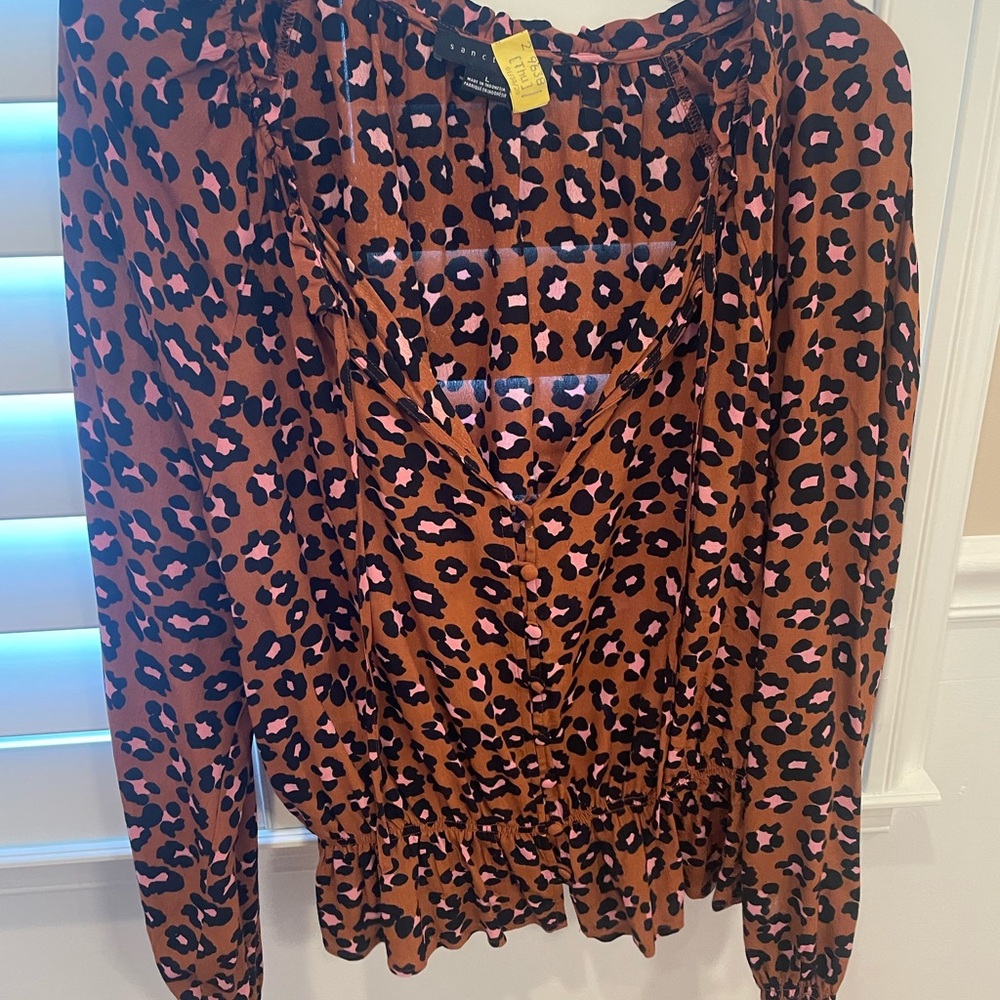Sanctuary leopard blouse- perfect for work! Size: large